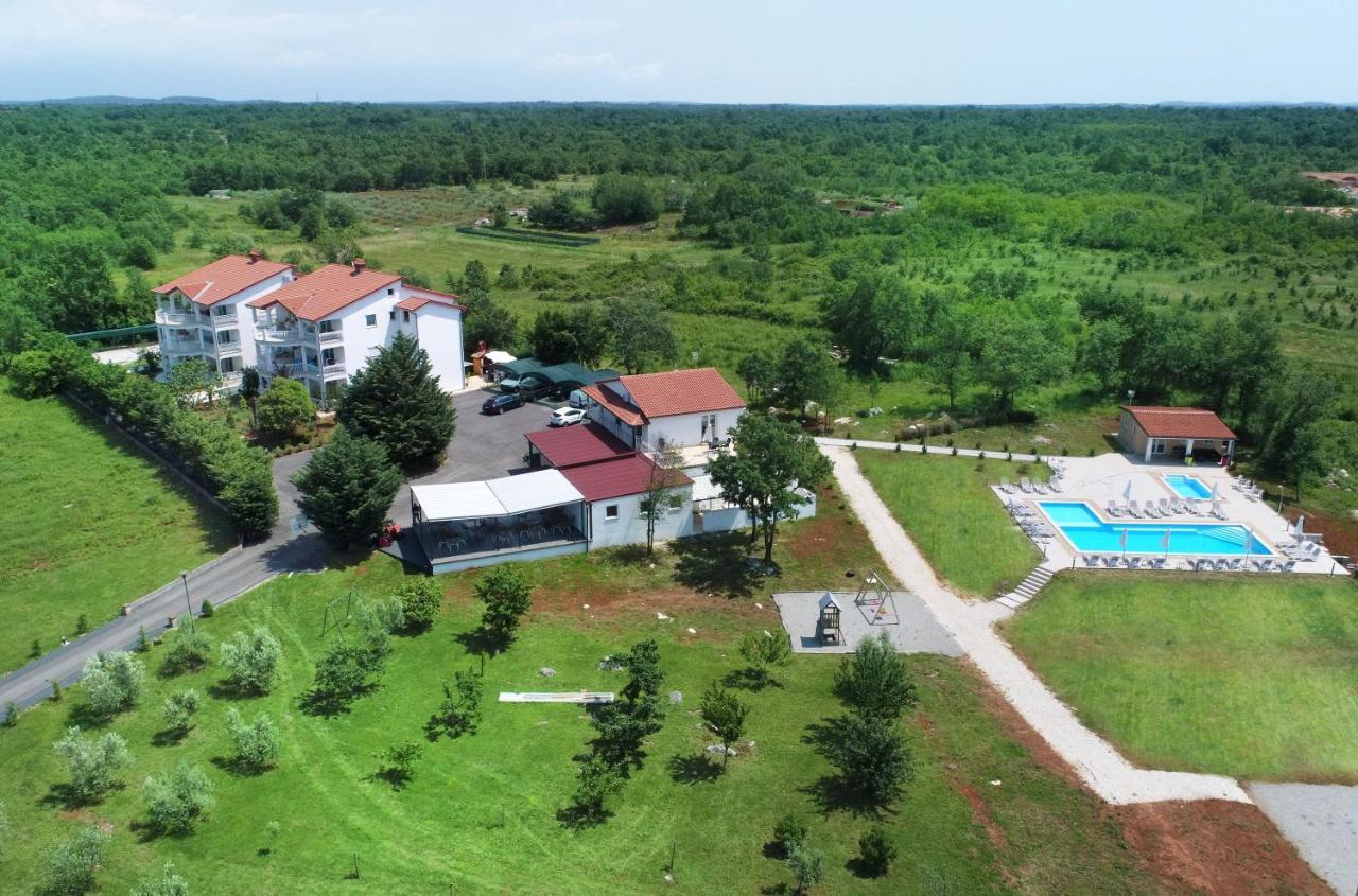 Wish Apartments Poreč Eksteriør billede